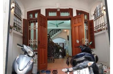 NHÀ ĐẸP SĐCC GIÁP BÁT, HOÀNG MAI 47M2x4T GIÁ 4.5 TỶ, LH: 0842063837