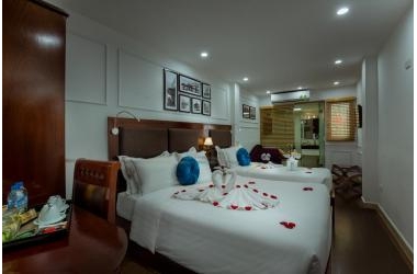 Bán Khách Sạn đường Mỹ Đình 100m2, 8 Tầng, 22 Phòng, Thang Máy, Cho Thuê 150-200 tr Tháng