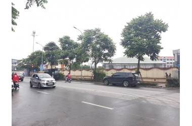 Bán nhà Lê Trọng Tấn, Lô góc 2 mặt oto tránh, PLô quân đội, 3tỷ3.