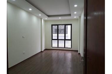 Bán Nhà Mặt Ngõ Khương Trung, 38m2, 5 tầng, Trung Tâm Nhiều Tiện Ích, 3,4 tỷ
