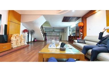 Cần bán gấp nhà PHỐ Ngụy Như Kon Tum 60m2 x 5 Tầng, Ô chờ Thang Máy, mặt tiền 5m