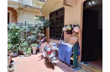Nhỉnh 5 tỷ! Ngõ Đẹp! Nhà Phạm Ngọc Thạch 81m, 4 tầng, mặt tiền 5.2m