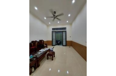 Bán nhà cực đẹp 56m2, 5T, MT 4.5m, Xã Đàn, Đống Đa, gần phố, 5.2 tỷ
