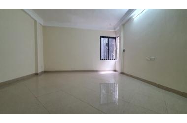 Bán gấp nhà phố Quan Nhân Thanh Xuân, 47m2, 5 tầng, 3.1 tỷ