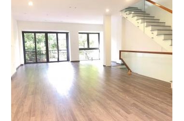 Biệt Thự 3 Mặt Thoáng | Phố Khương Hạ, 62m2, Ô Tổ Tải, Gara, Kinh Doanh