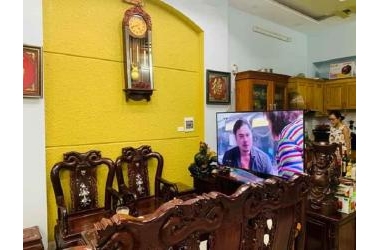 BÁN NHÀ ĐẸP CẦU GIẤY Ô TÔ GẦN,56M CHỈ 4TỶ6 TL.