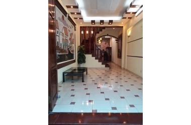 Nhà cầu giấy ô tô đõ cửa kinh doanh đỉnh cao 50m 5T Giá 5.3 tỷ