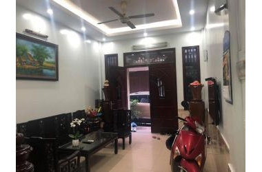 Phân lô ô tô đỗ cửa phố Cầu Giấy, 56m, 4T, vỉa hè, siêu thoáng, 7.7 tỷ