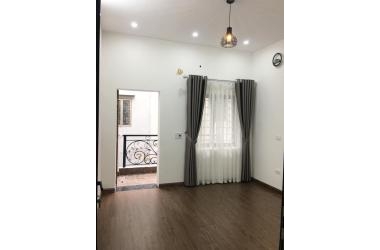 Sốc, nhỉnh 3 tỷ nhà 360 Xã Đàn, Đống Đa,42mxMT4m,ôtô 20m