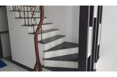 Cực hiếm, nhỉnh 3 tỷ nhà Thái Hà, Đống Đa 32m2x5T, ôtô 20m