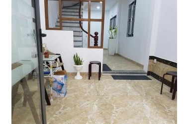 Bán nhà Trần Quốc Vượng, nhà mới tinh, ô tô đỗ cửa, 4 tỷ
