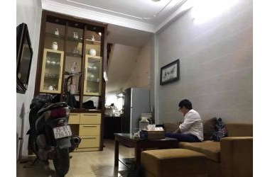 BÁN NHÀ KIM MÃ, BA ĐÌNH 32M2X5T, 3 TỶ, LH 0976767455.