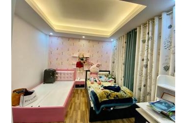 Sốc, nhỉnh 3 tỷ nhà Phạm Ngọc Thạch, Đống Đa 40m2xMT6m,ôtô 15m