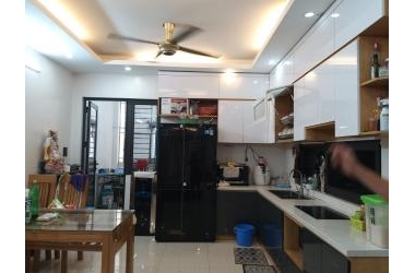 Nhà gần phố Định Công, Ngõ Ô TÔ Tránh, KD. DT 80m*5 tầng. Giá 7.2 tỷ