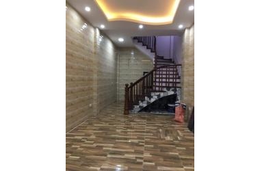 Cần bán nhà Trương Định, 2 tỷ 900tr, DT 32m2, 5 Tầng, MT 3.4m, SĐCC,Về ở ngay