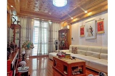 Cần bán nhanh nhà Chùa Vua trong 1 tháng 62mx5T, 4,5 tỷ