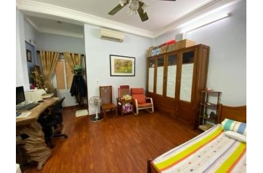 BÁN NHÀ THÁI THỊNH - DT 82M2 x MT 7M. GIÁ 6.9 TỶ.