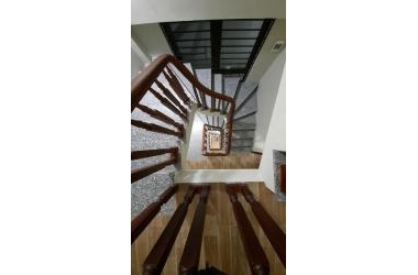 SIÊU PHẨM NHÀ NGỌC THỤY 35M2 , 6 TẦNG , MT 7M GIÁ CHỈ 3 TỶ