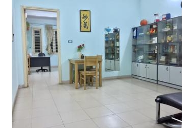 Nhà 5 Tầng Hồ Giám, Đống Đa,3 Thoáng, View Hồ, An Sinh Đỉnh Cao chỉ 3.3 tỷ