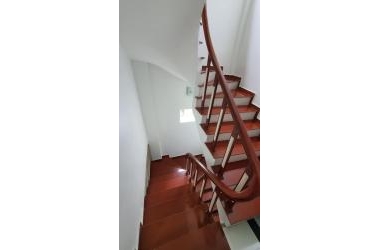 Bán nhà Trần Khát Chân, nhà mới ở luôn. 31m 5T 3.2 tỷ. Nội thất xịn sò