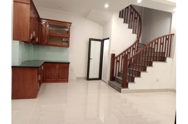 GIẢM GIÁ SOCK CHỈ 1,97 tỷ !!!! Bán nhà đẹp xây mới 35m2x 4 Tầng. Gia Quất Long Biên - Lh 0914791473