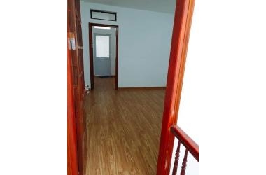 HIẾM Bán nhà Tân Mai, Hoàng Mai 35m, 4T, Gara oto, Gần phố.