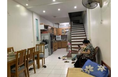 Bán nhà đẹp ở ngay Cầu Giấy ÔTÔ, 62m2 x 4 Tầng, chỉ 4.6 TỶ