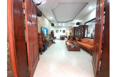Bán nhà Trần Khát Chân, ở luôn, để lại full đồ. 74m 4T MT4.3m 3.4 tỷ
