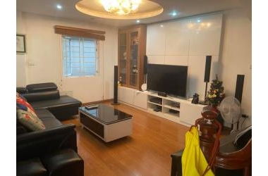 Hiếm! Bán gấp nhà Kiến Hưng, 35m2, 1,8 tỷ, lô góc.