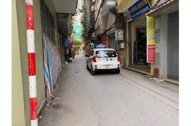 BÁN nhà LÔ GÓC ngõ 211 Khương Trung-Thanh Xuân nhà 2 mặt tiền kinh doanh cho nhiều dịch vụ như salon-hiệu thuốc..., diện tích 33m2 mặt tiền 5m 5 tầng giá chỉ 5.2 tỷ