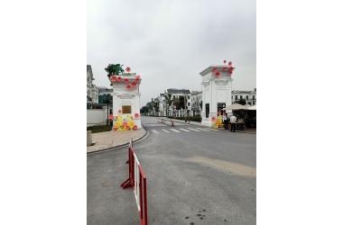 ĐẤT CHIA LÔ  VIỆT HƯNG – LONG BIÊN  - CẠNH BIỆT THỰ VINHOMES – 2 MT RỘNG 6M; ĐƯỜNG 17 M