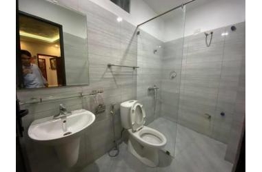 Bán nhà 4 tầng 70m Kim Ngưu. Ô tô đỗ cửa. Kinh doanh tốt. 5,3 tỷ