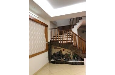 Bán nhà Trung Kính, nhà rất đẹp, ở cực thích, gần phố, 4.3 tỷ