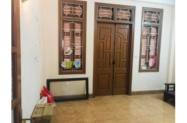 Cần tiền bán gấp, Bồ Đề 38m2, 5 tầng giá 2.9 tỷ có thương lượng