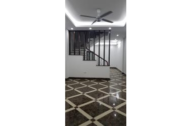 HOT! Chỉ cần 3.65 tỷ có ngay nhà phố Trạm, 52m2, 4 tầng mới koong, gần phố, ngõ thông thẳng tắp!