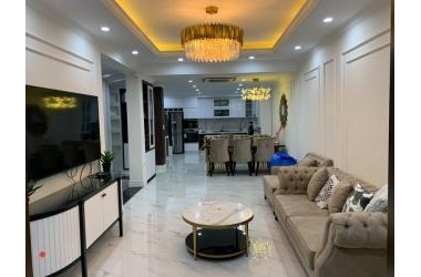 Bán Nhà Mặt Phố Giảng Võ, Đống Đa 58m, 6 Tầng, MT 4.5m, Kinh Doanh Đỉnh Cao, Giá 23 Tỷ.