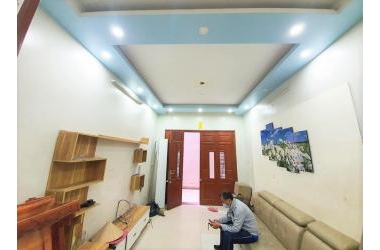 NHÀ NGUYỄN TRÃI-GẦN PHỐ-NGÕ RỘNG-MỚI-GIÁ 2.75TỶ