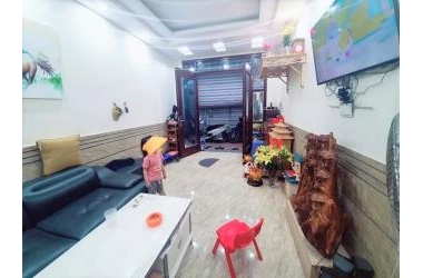PHÂN LÔ LÊ TRỌNG TẤN-10M ÔTÔ-MỚI-35M2*5T-3TỶ