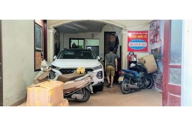 Nhà đẹp 63 m2 x5t Mt 4,5m phân lô ô tô tránh