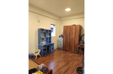 Cần tiền bán gấp , Ngọc Thụy 52M2 , 4 tầng , Mặt tiền 5m , giá 2.95 tỷ , ô tô đỗ cửa