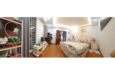 Bán gấp nhà phố 8/3, 5 tầng, 36m2 ở ngay, 3,75 tỷ tặng nội thất xịn.