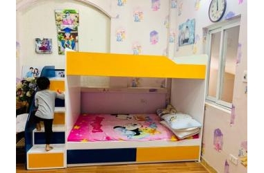 Siêu phẩm , Nguyễn Văn Cừ 32m2, 4 tầng , Giá 2.65 tỷ ô tô đỗ cửa