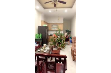 SIÊU HIẾM! Bán nhà NGỌC THỤY 5T, DT 35m2, Ngõ rộng, ô tô tránh, giá 2,5 tỷ