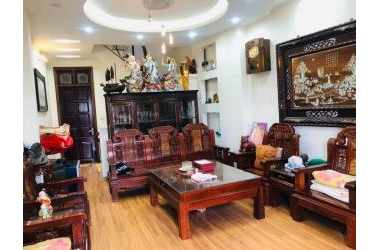 Nhỉnh 6 tỷ Ô tô tránh 2 thoáng view hồ nhà đẹp ở ngay.
