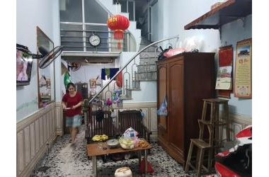 Chính chủ bán nhàTrương Định - Hai Bà Trưng DT 35m2x4T, mặt tiền 4m, giá 2.25 tỷ