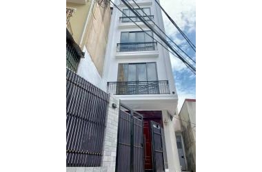 Chính chủ cần tài chính bán nhà Trương Định - Hoàng Mai DT 52m2x5T mặt tiền 4.5m giá 4.35 tỷ