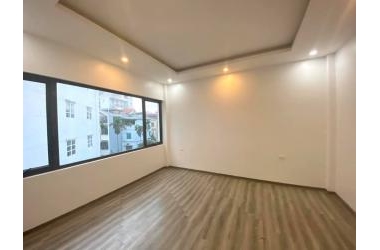 Cần tiền bán gấp nhà Lý Sơn Long Biên 50m2 giá 2.4 tỷ