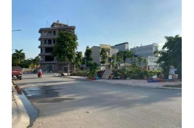 BÁN 56M ĐẤT THẠCH BÀN, Ô TÔ ĐỖ CỬA GIÁ 59TR/M, LH: 0943151661