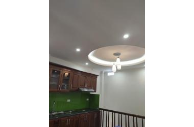 BÁN NHÀ THẠCH BÀN, 36M, 5 TẦNG,MT 3.8, GIÁ:3.2 TỶ, LH:0943151661