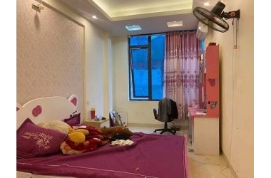 Bán gấp nhà Giáp Bát 50m2x 5T, giá 3.1 tỷ.